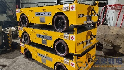 AGV全電動(dòng)無人堆高車選購時(shí)要注意的要點(diǎn)